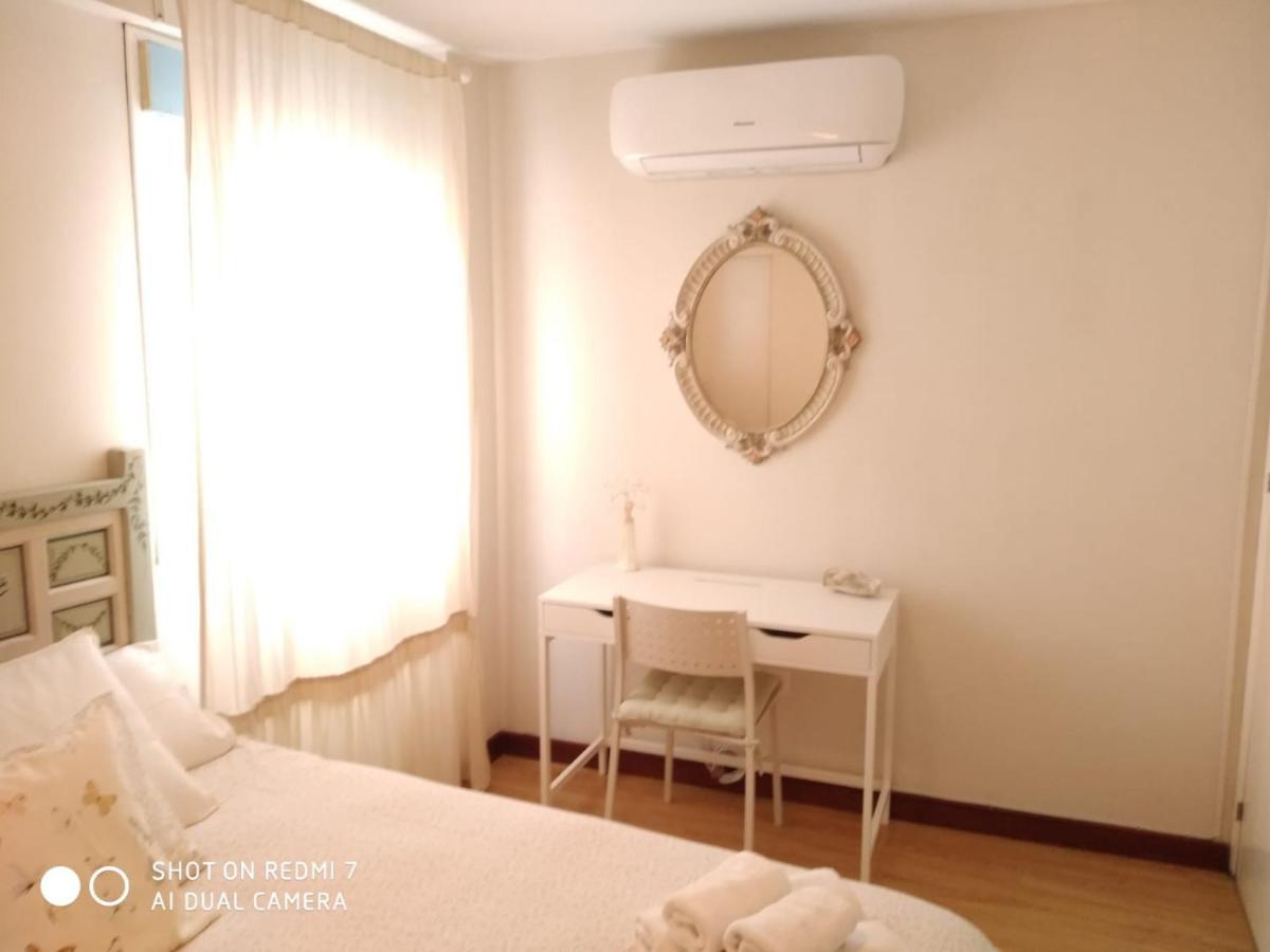 Apartamento Con Vistas Al Rio Guadalquivir En Triana, Sevilla Buitenkant foto